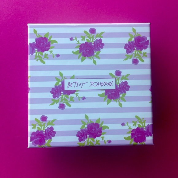 NWT Betsey Johnson Easter Egg Earrings Pearl with Multi Color Pastel Rhinestones - Picture 4 of 5